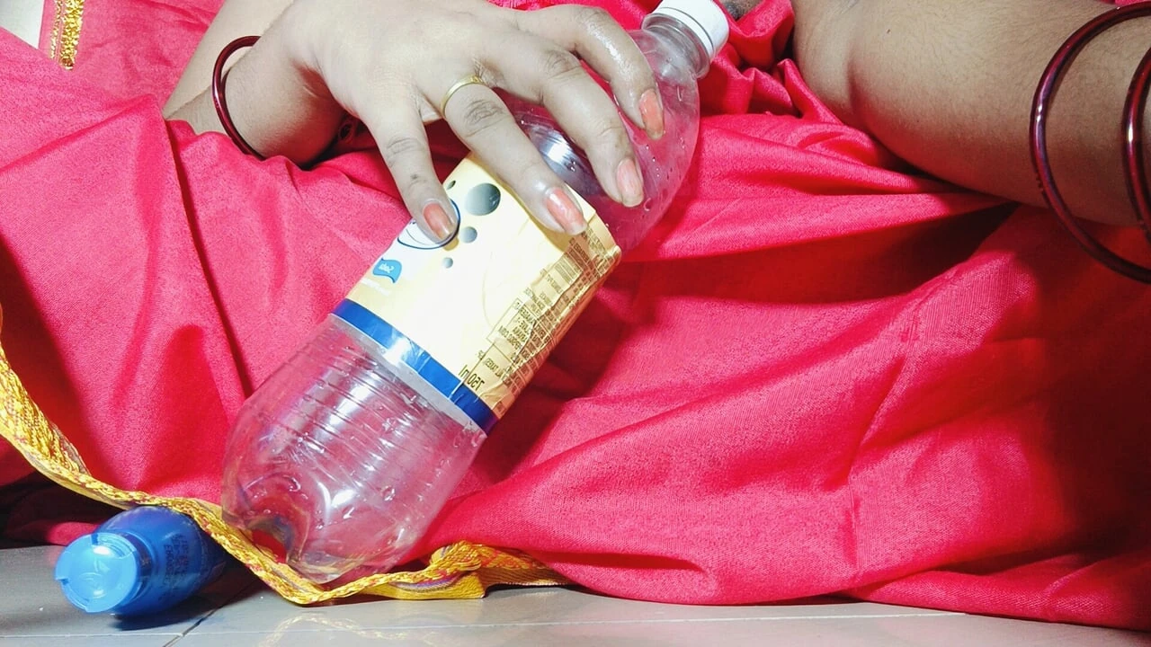 City girl video sex single girl video hot image for fingering