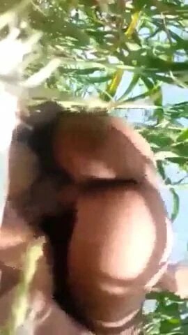 Desi khet me chudai with lover